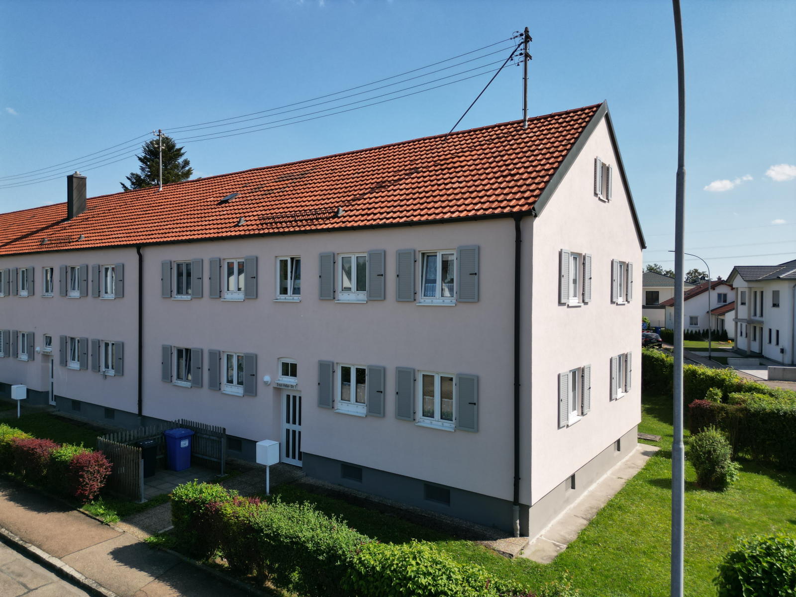 Ernst-Feller-Straße 1 - 5